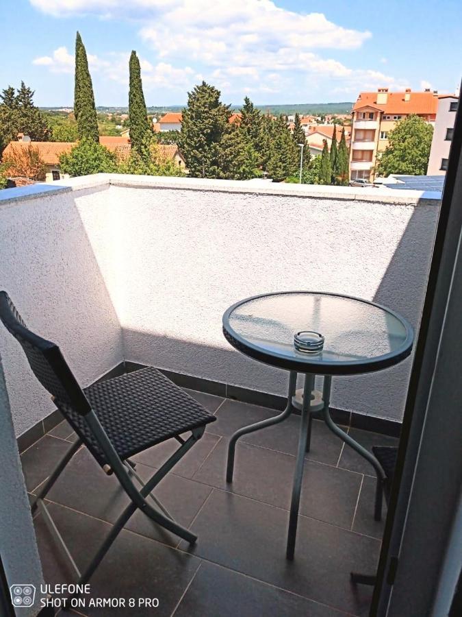 Abelia Sea View Apartamento *